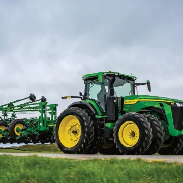 John Deere 8R