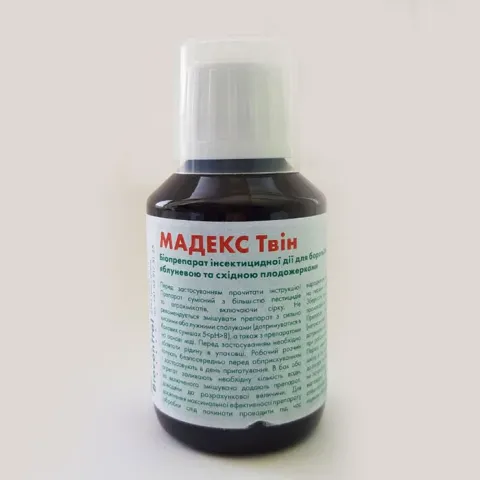Флакон с препаратом МАДЕКС Twin для защиты растений от насекомых и клещей. - Мадекс Твин
