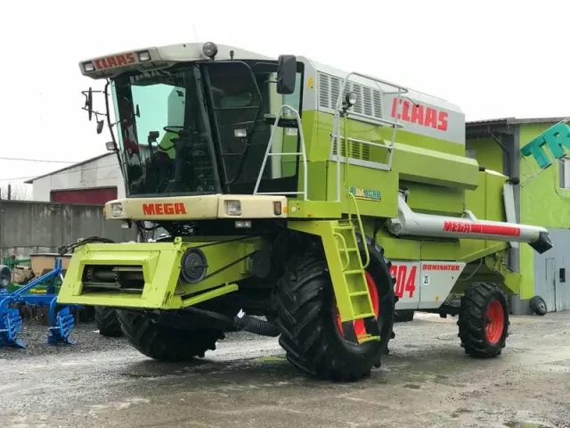 Claas Mega