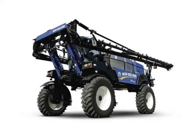 Самоходный опрыскиватель New Holland SP 275F