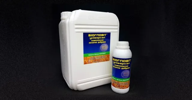 Liquid organic-mineral fertilizer «Bioglovit» in jerrycan and bottle - LIQUID ORGANIC-MINERAL FERTILIZER «BIOGLOVIT», (N – 0.3-2.5%, P2O5